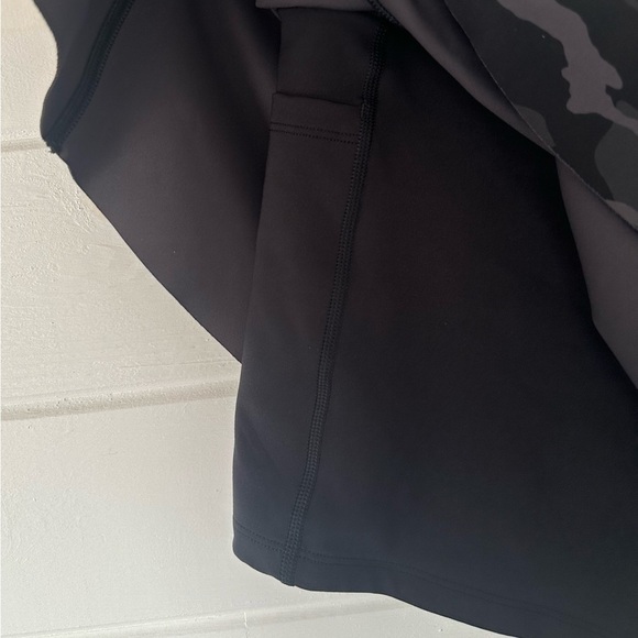 Athleta Match Point Supportive Athletic Skort w/ 5 Pockets in Black Camo Sz M - Picture 8 of 13